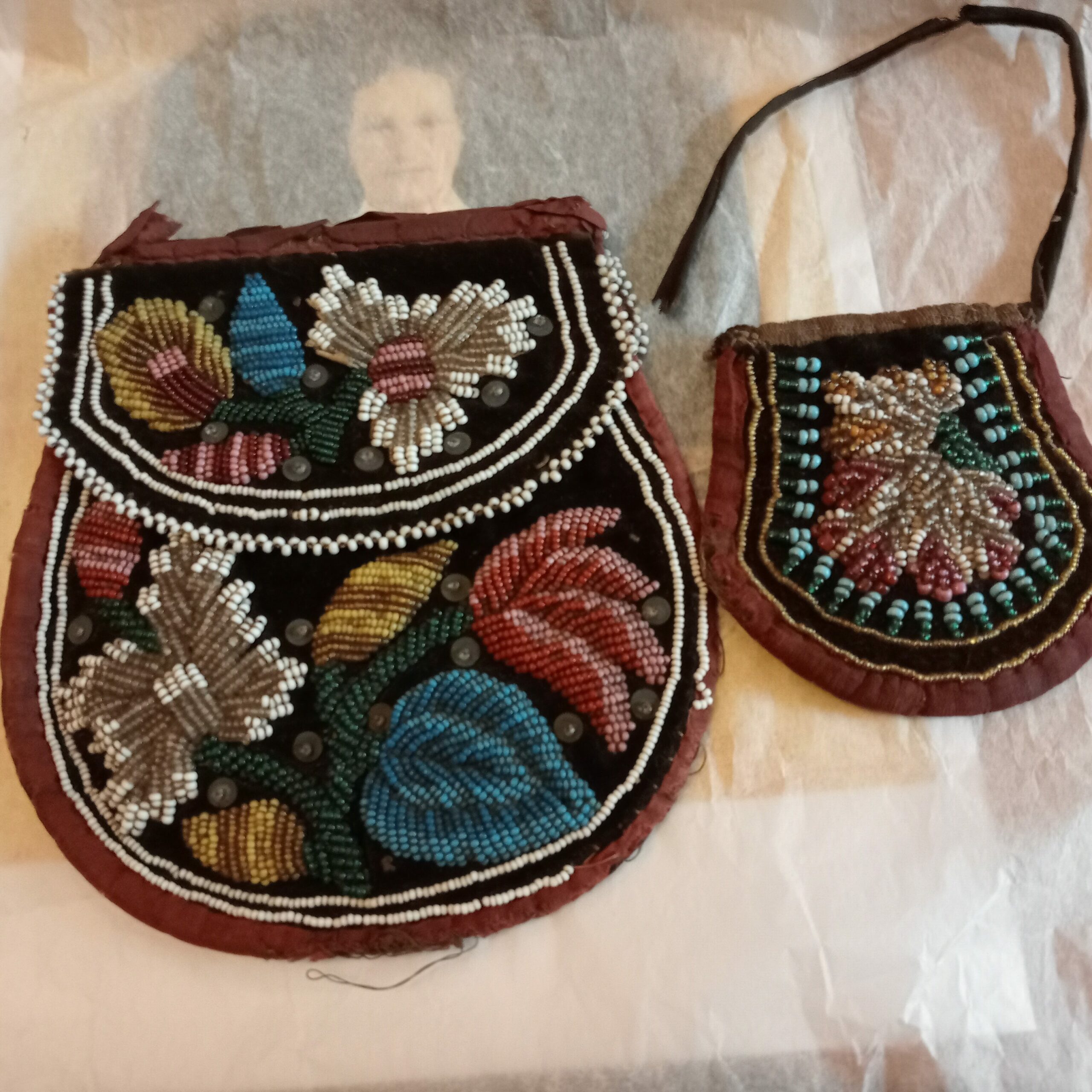 The Niagara Floral Style Beaded Bag